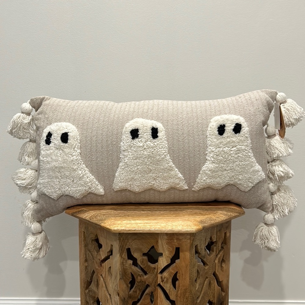 Neutral Ribbed Spooky Cute Tik Tok Halloween Ghost Pillow!